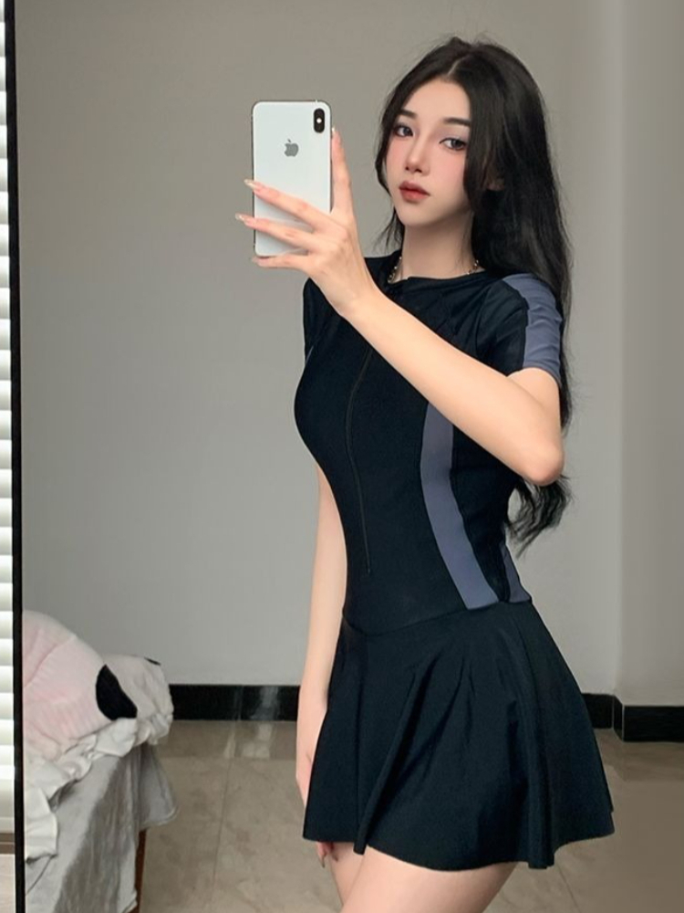 2026 New Women's Modest One Pi - Spa & Wellness Hotel Diament Ustroń Zdjęcia 评论和价格
